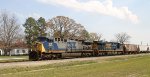 CSX 215 leads train F728 towards the yard